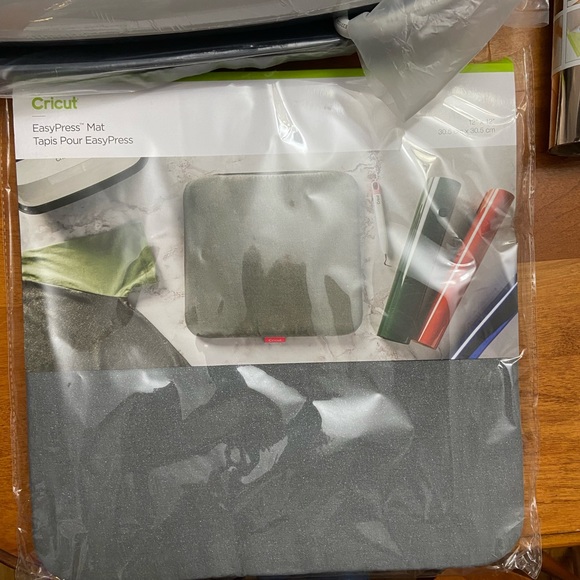 ***SOLD***.  Cricut Heat Press lot - Picture 5 of 6